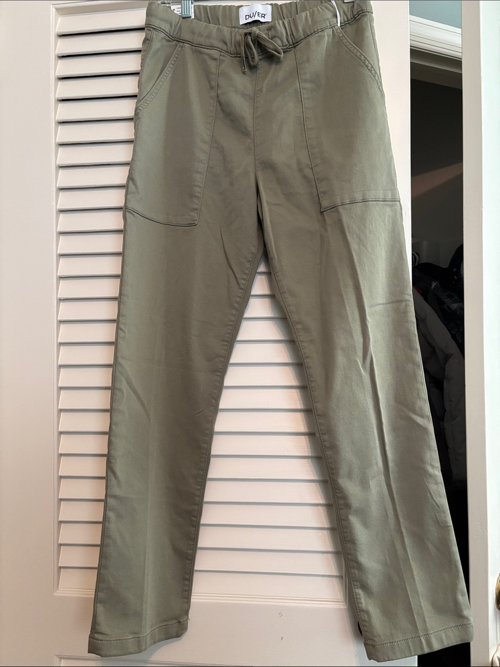 NWT Duet no swear harbour pant - light olive size S